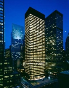 Seagram Building Courtesy of wikiarquitectura.com